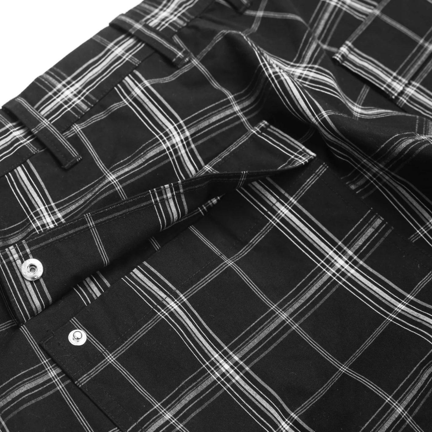 Yardsale  - Plaid Cargo Pants - Black